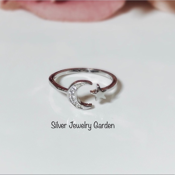 Moon and Stars Sterling Silver Ring - Picture 7 of 8